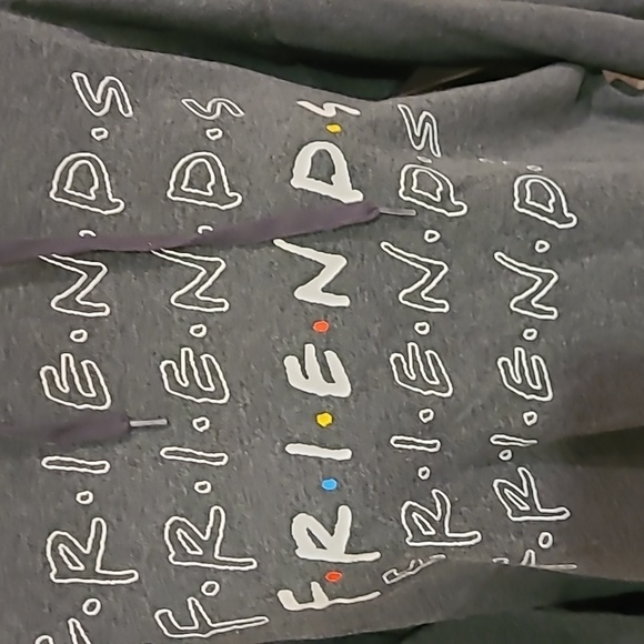 Friends cropped sweatshirt - Picture 2 of 4